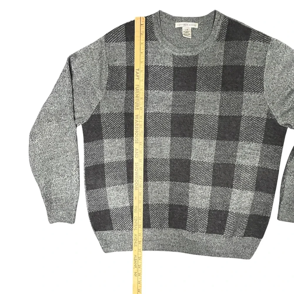 Vintage‎ Geoffrey Beene Men's L Gray Buffalo Plaid Crew Neck LS Sweater Classic